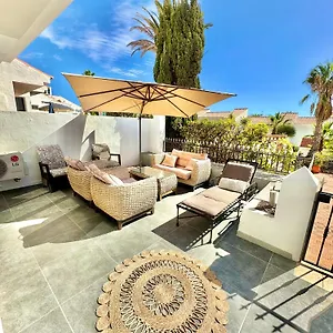 white-house-in-golf-paradise.in-canary-islands.com/